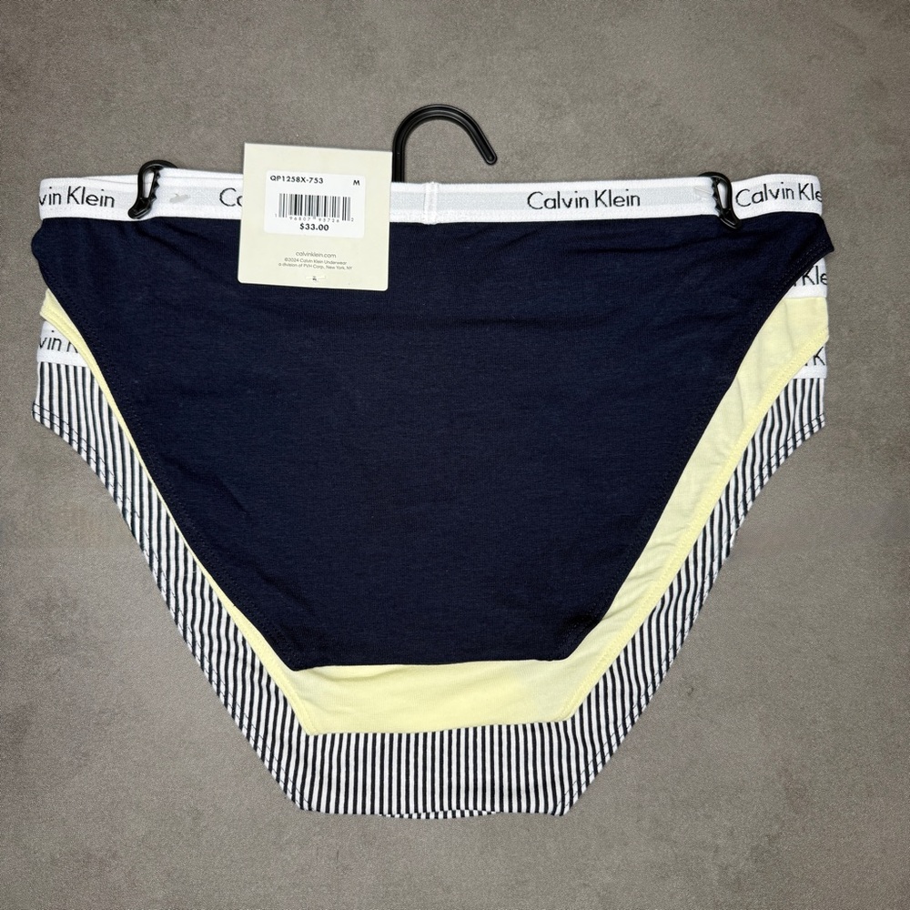 Calvin Klein Black and White Striped‎ Bikini Style Panties Trio - Picture 2 of 2